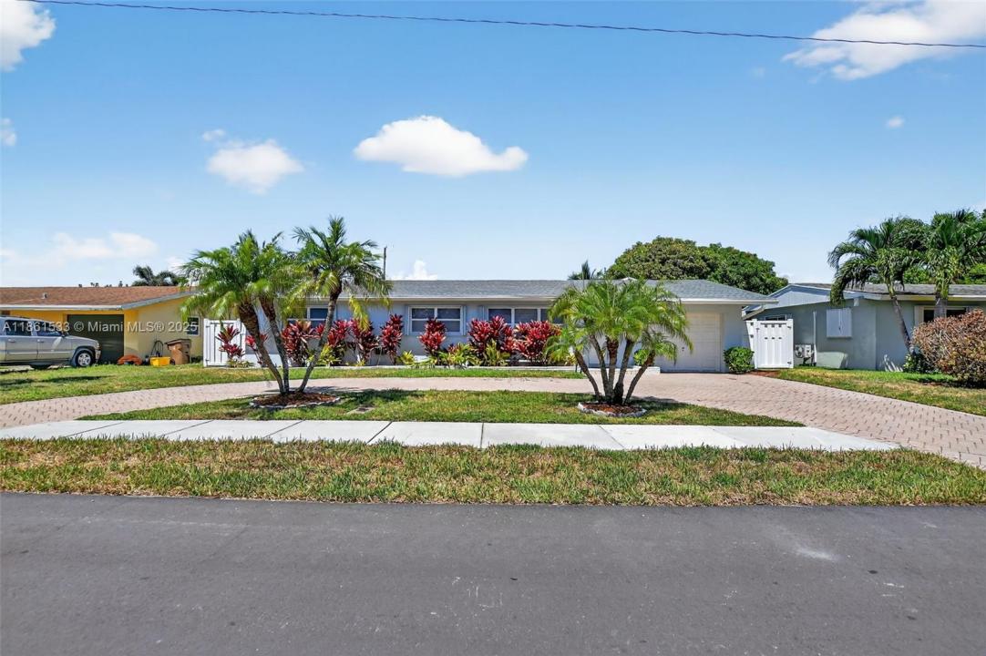605 SE 8th Ave, Deerfield Beach, 佛罗里达州 33441, 美国