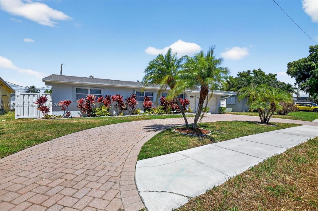 605 SE 8th Ave, Deerfield Beach, 佛罗里达州 33441, 美国