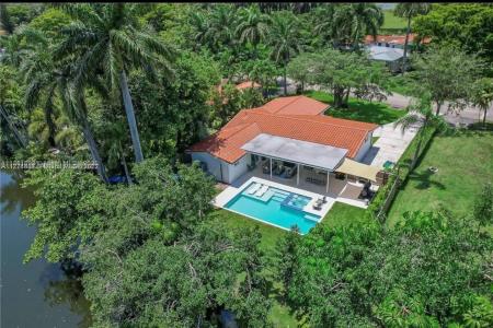 200 NW 86th St, El Portal, Флорида 33150, Соединенные Штаты