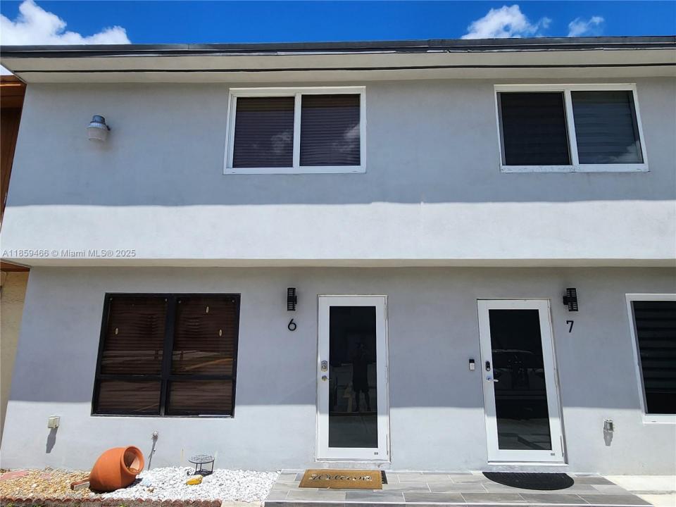 8360 NW 8th St 6-2, Miami, 플로리다 33126, 미국