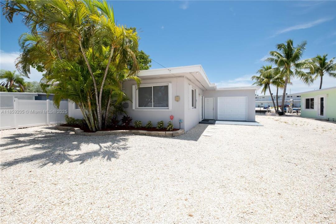 132 Gardenia St, Tavernier, Флорида 33070, Соединенные Штаты