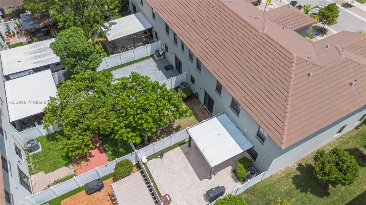 3433 W 104th Ter, Hialeah, Florida 33018, Amerika Birleşik Devletleri