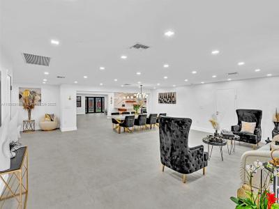 1234 Funston St, Hollywood, Florida 33019, USA