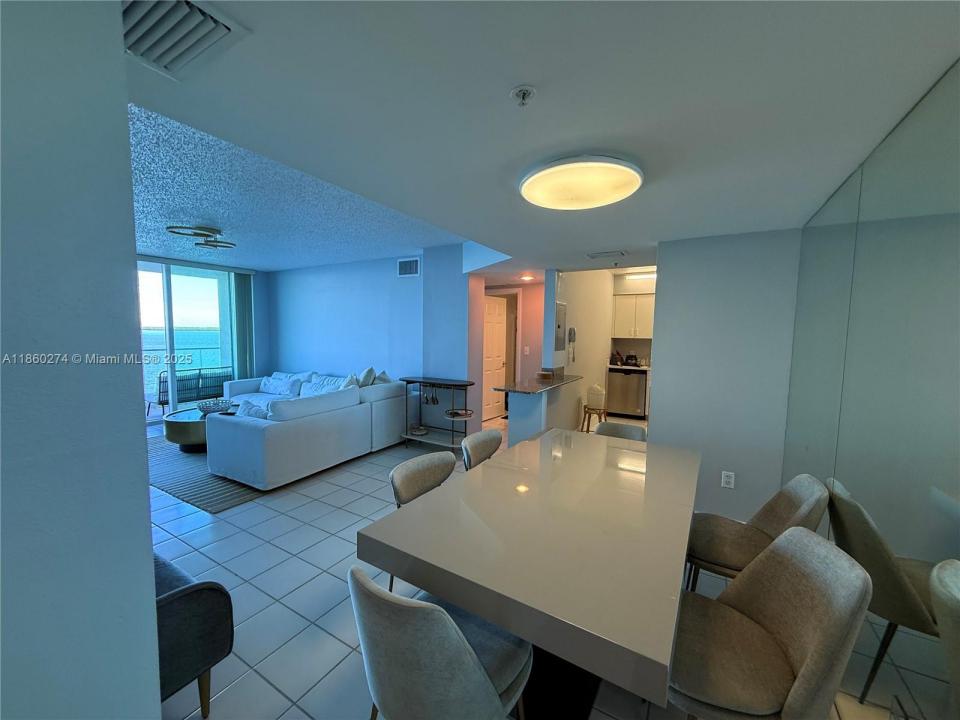 800 Claughton Island Dr 703, Miami, Flórida 33131, Estados Unidos