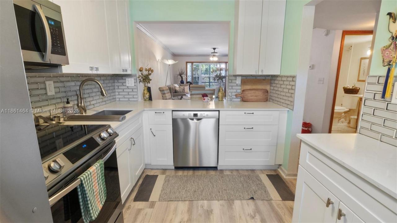 8605 W Sample Rd 202, Coral Springs, Florida 33065