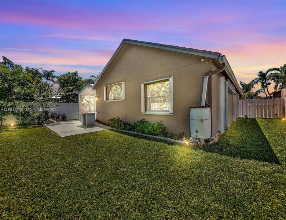 5045 N Foxhall Dr N, West Palm Beach, Флорида 33417, Соединенные Штаты