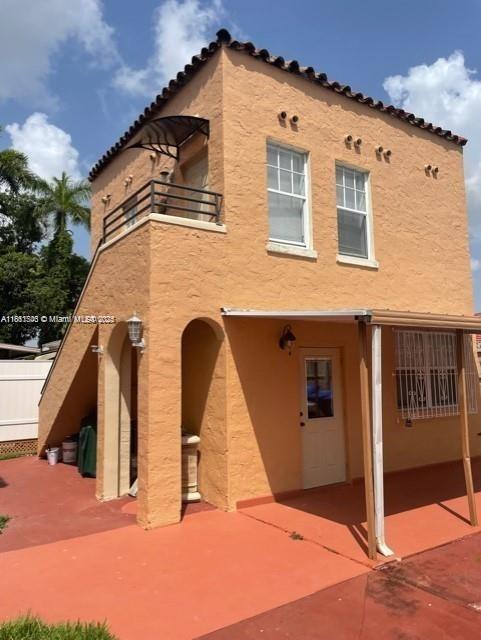2811 SW 4th St 3, Miami, フロリダ 33135, アメリカ合衆国