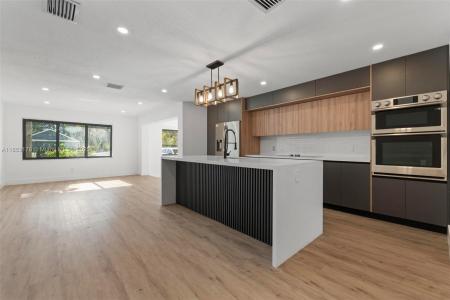 1516 SW 30th Ter, Fort Lauderdale, Florida 33312, USA
