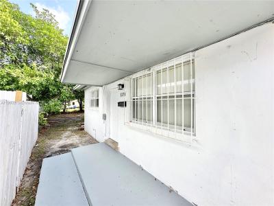 1171 NW 58th Terrace 1173, Miami, Florida 33127, USA