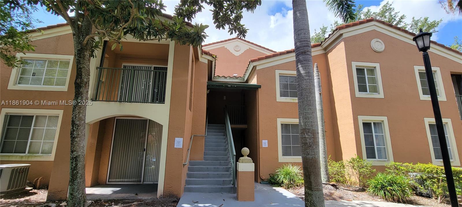 4832 N State Road 7 208, Coconut Creek, Floryda 33073, USA