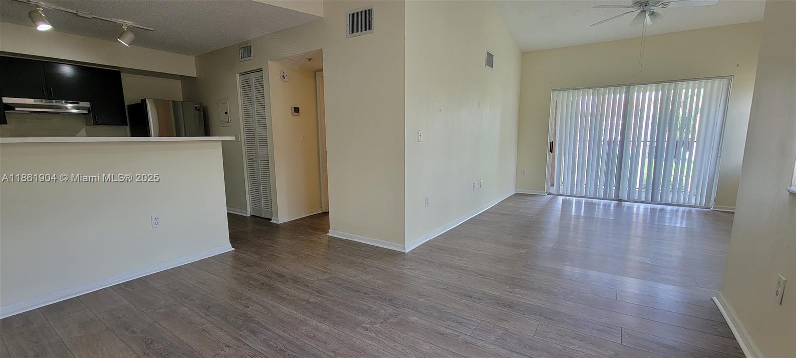 4832 N State Road 7 208, Coconut Creek, Floryda 33073, USA