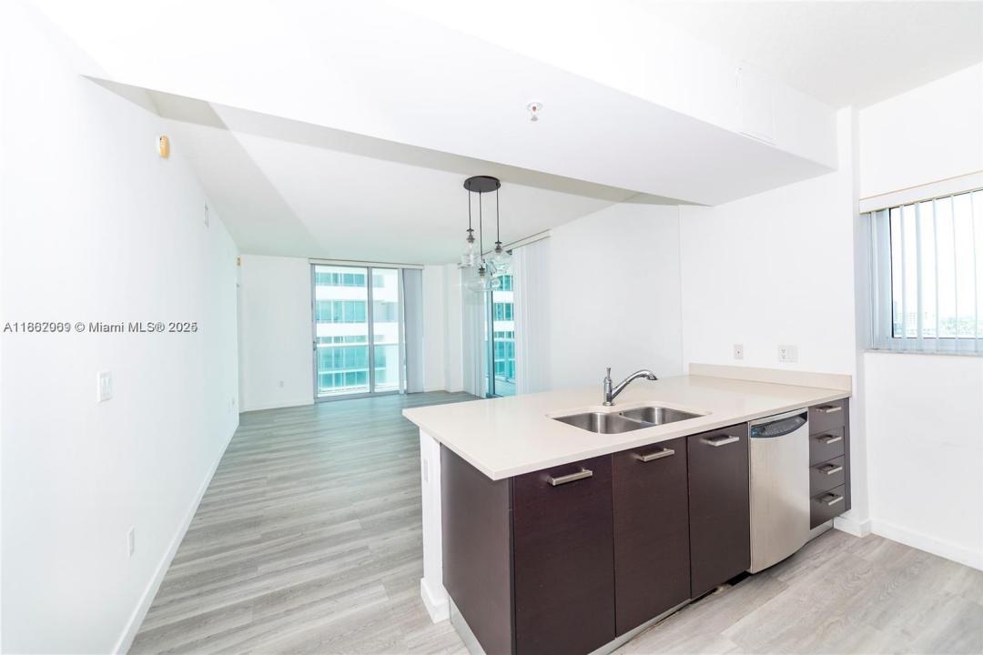 333 NE 24th St 901, Miami, Floryda 33137, USA