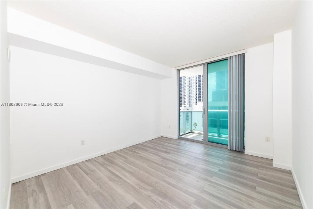 333 NE 24th St 901, Miami, Floryda 33137, USA