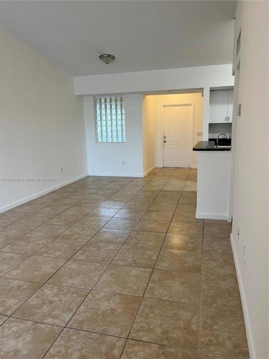 9625 NW 1st Ct 11-303, Pembroke Pines, Флорида 33024, Соединенные Штаты