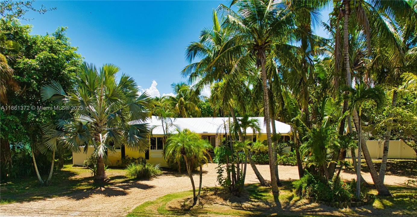 123 S Sewalls Point Rd, Sewalls Point, Florida 34996
