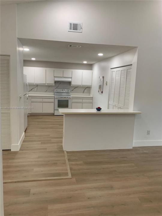 3532 NW 95th Ter 4T, Sunrise, Florida 33351, Stati Uniti
