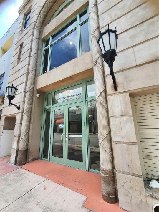 111 E Flagler St 907, Miami, 佛羅里達州 33131, 美國