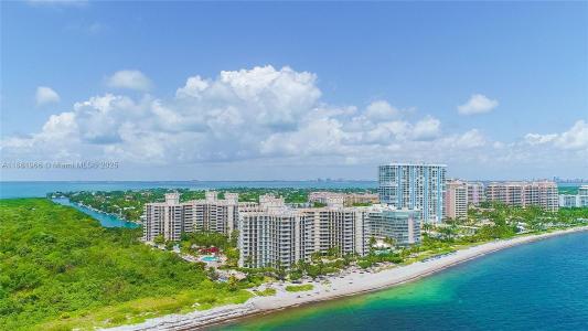 1121 Crandon Blvd D703, Key Biscayne, Florida 33149, USA