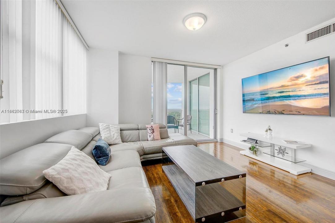 2681 N Flamingo Rd 1201S, Sunrise, フロリダ 33323, アメリカ合衆国