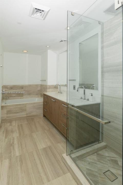 350 Ocean Dr 205N, Key Biscayne, Florida 33149, HOA KỲ