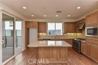 Cliff Isle Way, Costa Mesa, Kalifornien 92627, USA