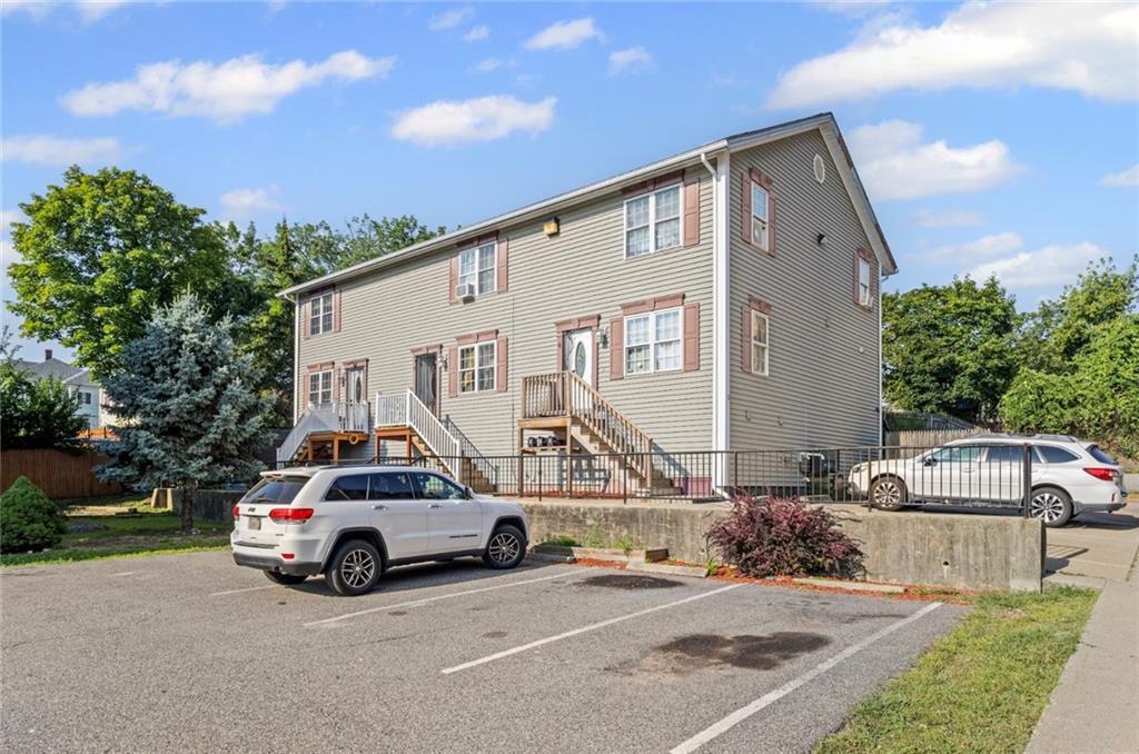 30 Foundry Street 6, Central Falls, Rhode Island 02863, Estados Unidos