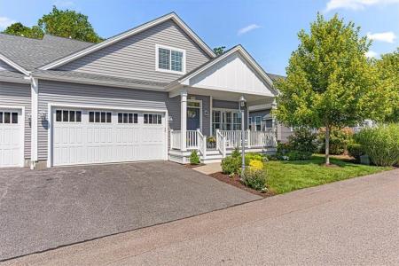 204 Wickford Court 31, North Kingstown, Rhode Island 02852, États-Unis
