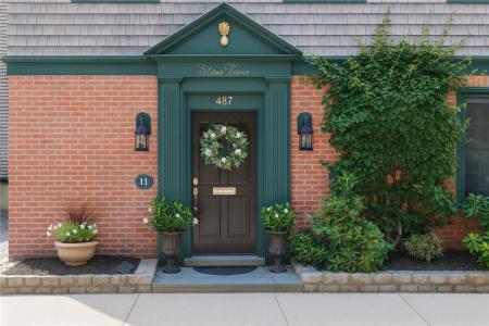 487 Spring Street 1, Newport, RI 02840, USA