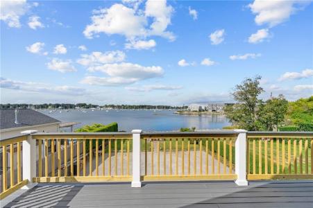 825 Hope Street, Bristol, RI 02809, USA