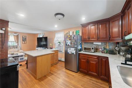 39 Sumner Avenue, Central Falls, Rhode Island 02863, Estados Unidos