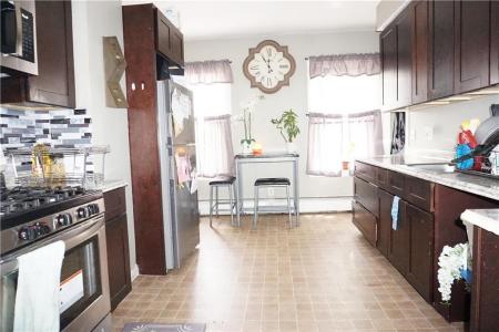 73 Massasoit Avenue, East Providence, 로드아일랜드 02914, 미국