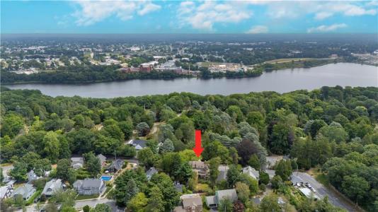 733 Pleasant Street, Pawtucket, Rhode Island 02860