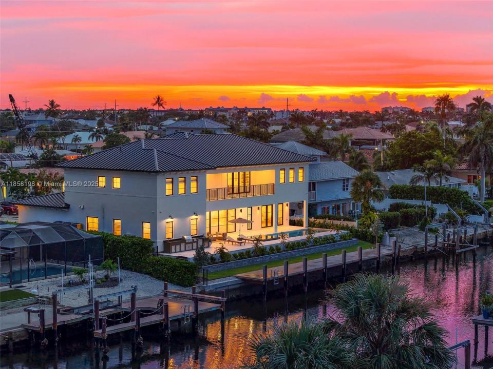 839 Chestnut CT, Marco Island, Florida 34145