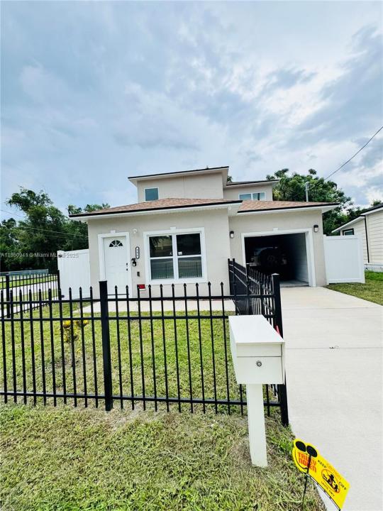 806 Carter 806, Orlando, Florida 32805, USA