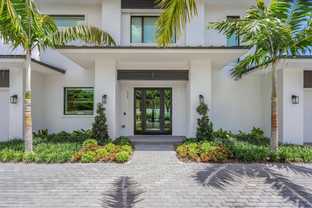 130 Pineapple Road, Delray Beach, Florida 33444, USA