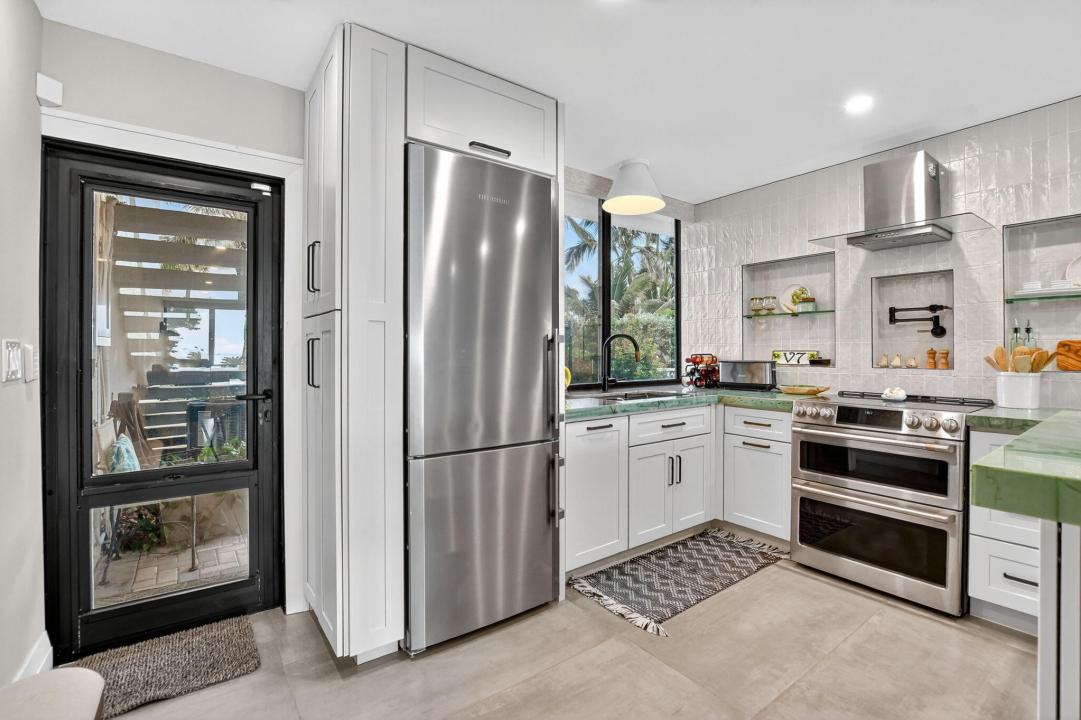 COVE BEACH CLUB, Deerfield Beach, Florida 33441