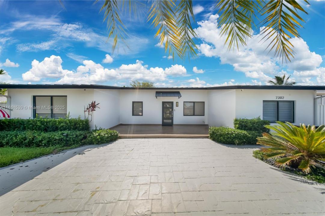 7302 SW 134th Pl, Miami, Florida 33183