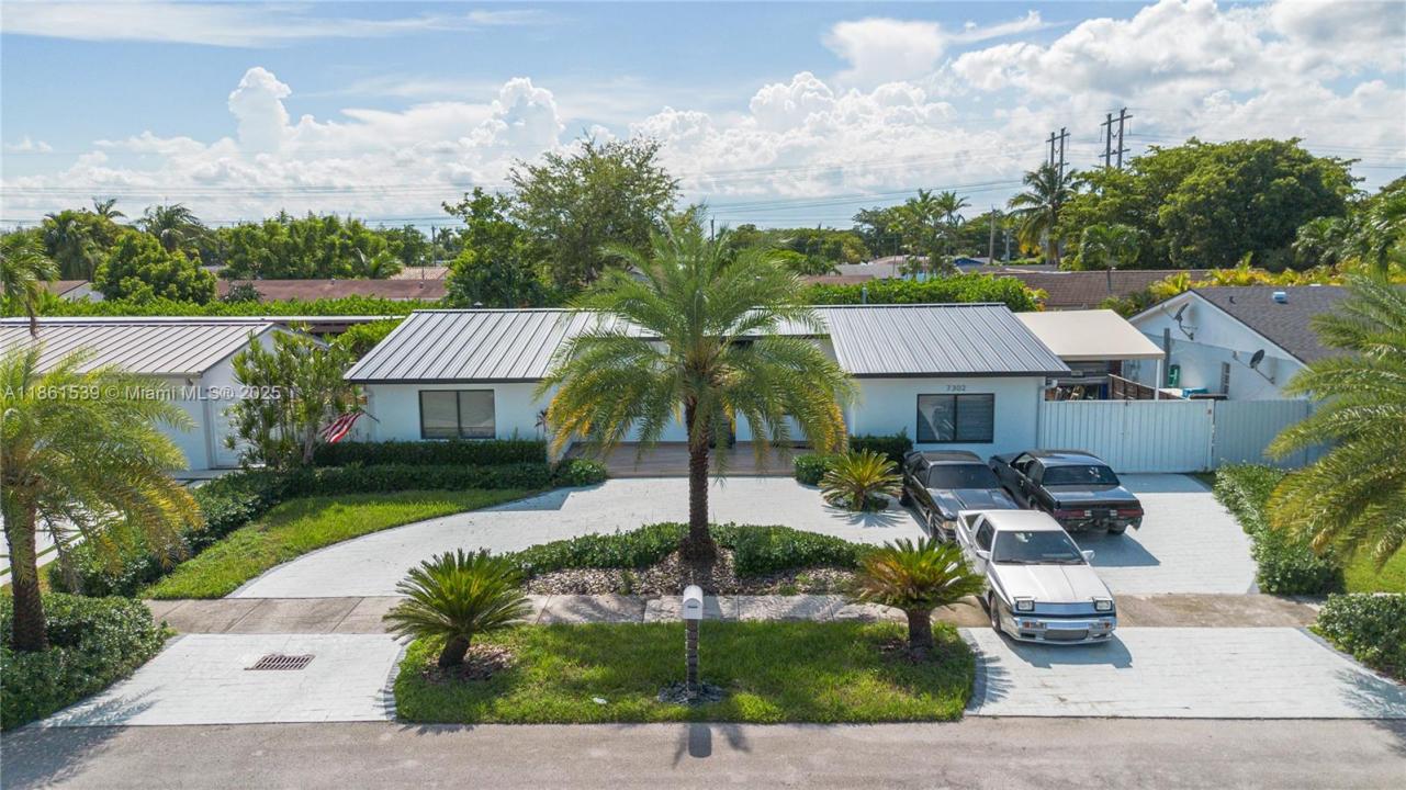 7302 SW 134th Pl, Miami, Florida 33183