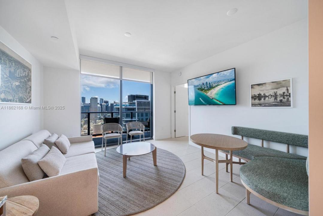 Miami, Florida 33132