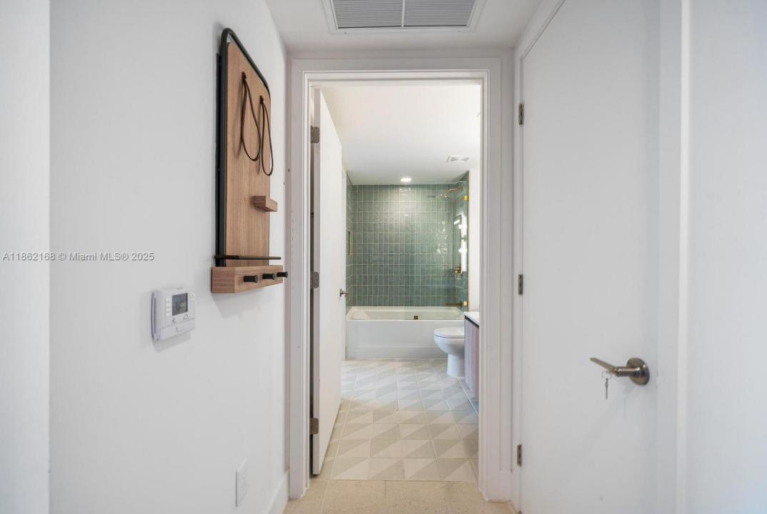 Miami, Florida 33132