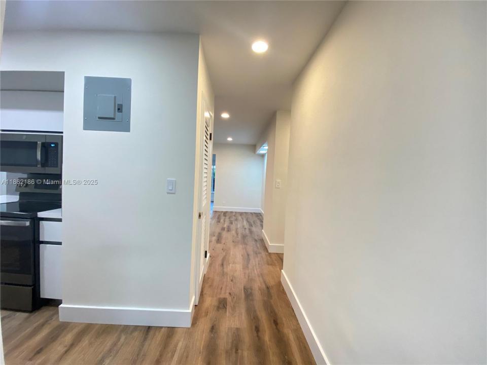 3060 NE 4th Ave, Wilton Manors, فلوريدا 33334, الولايات المتحدة