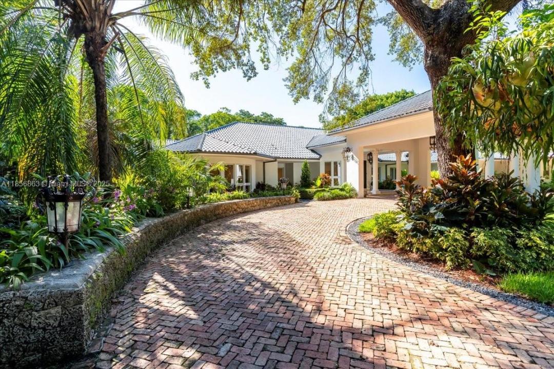 9400 Old Cutler Rd, Coral Gables, Florida 33156
