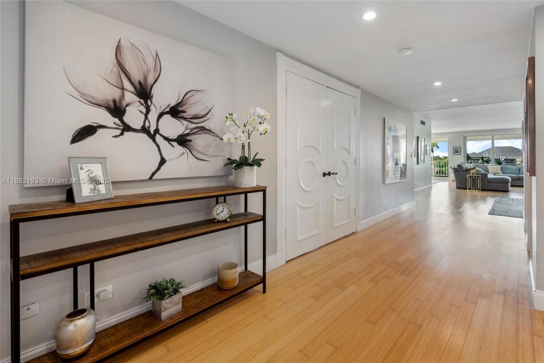 10180 W Bay Harbor Dr 3A, Bay Harbor Islands, 플로리다 33154, 미국
