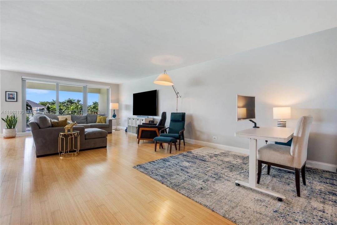 10180 W Bay Harbor Dr 3A, Bay Harbor Islands, 플로리다 33154, 미국