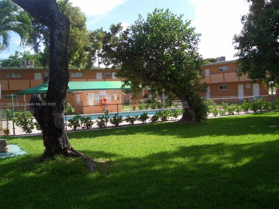 9760 SW 184th St 15D, Cutler Bay, Flórida 33157, Estados Unidos