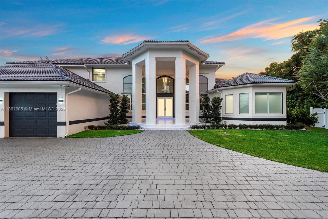 11080 SW 23rd St, Davie, Florida 33324