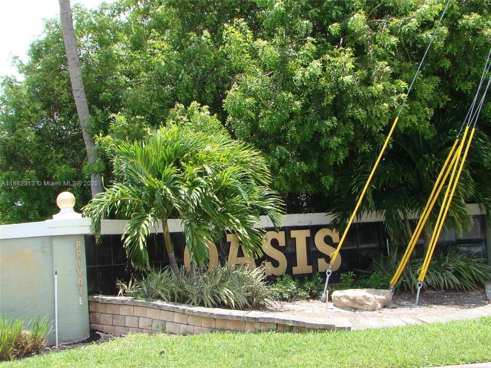 3502 Dunes Vista Dr, Pompano Beach, Florida 33069