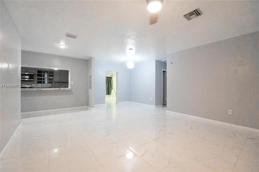 15735 NW 28th Pl 1, Miami Gardens, Floride 33054, États-Unis