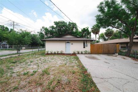 8319 N 14Th Street, Tampa, Florida 33604, USA