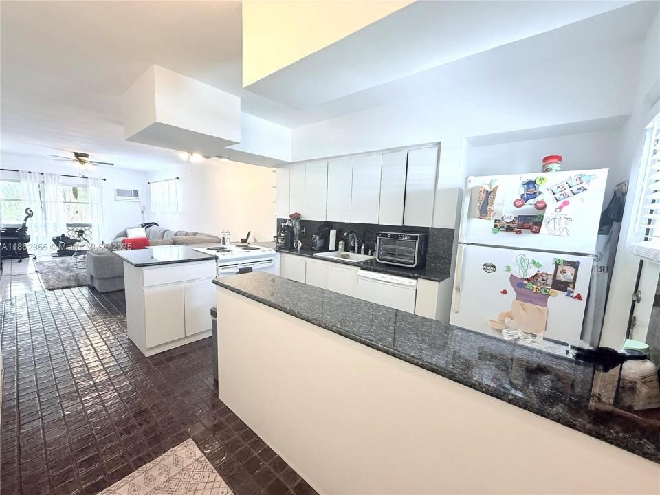 6580 Santona St A31, Coral Gables, Florida 33146